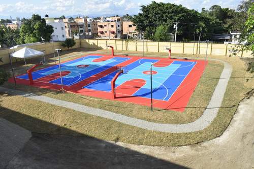 INEFI abre paso al atletismo escolar con inauguración de pista en el Politécnico Víctor Estrella Liz